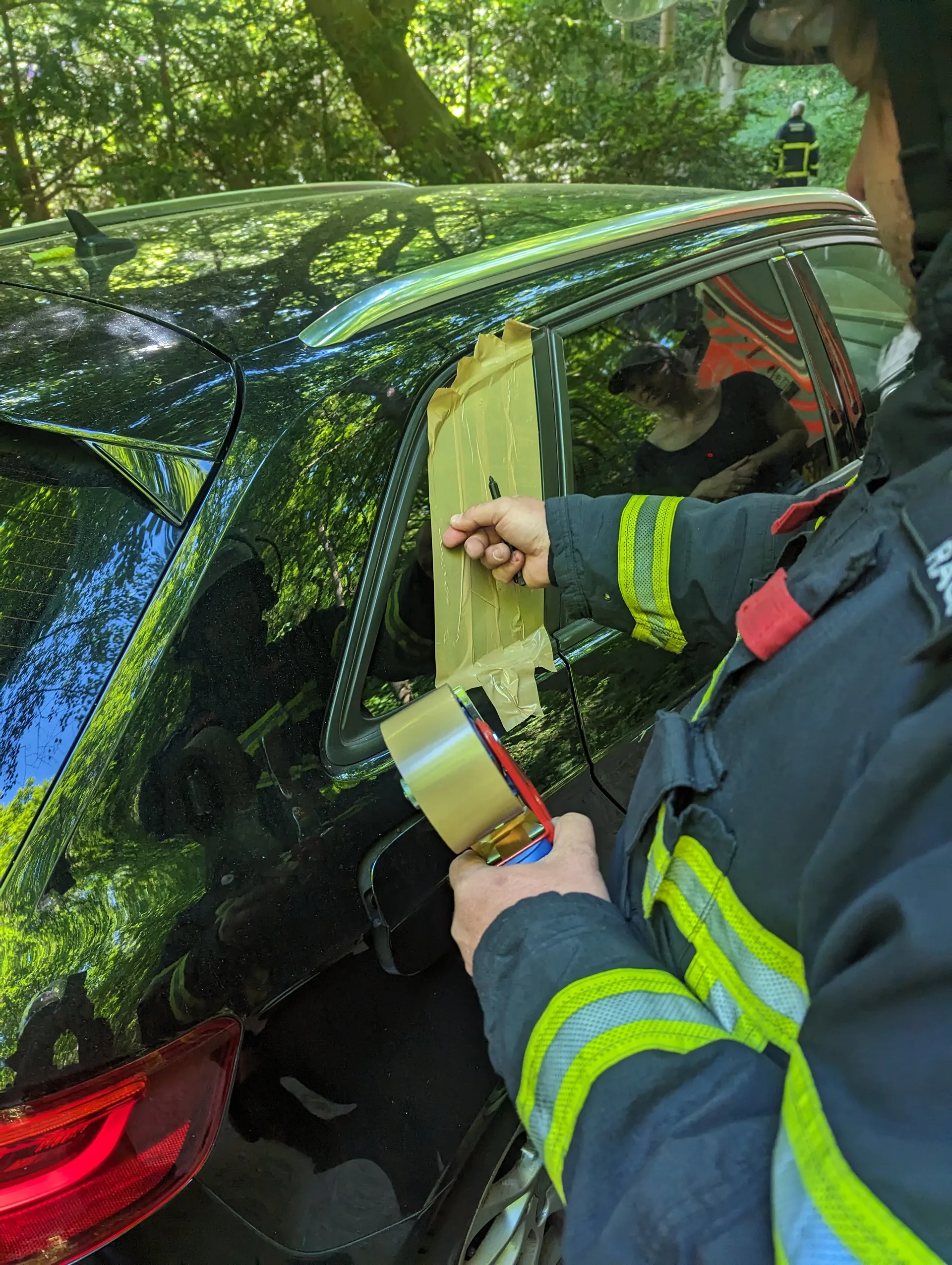 Technische Hilfeleistung an einem Fahrzeug
